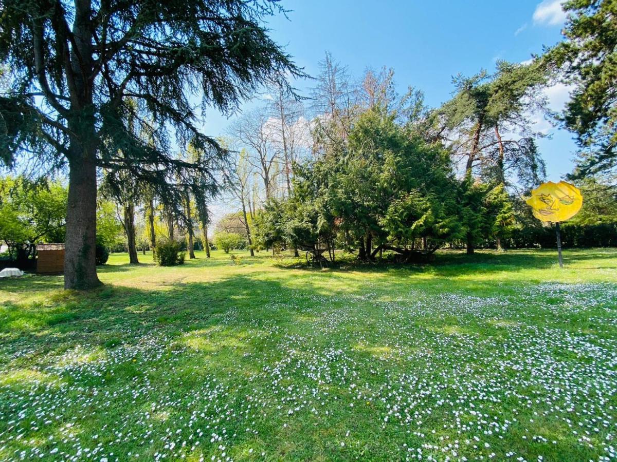 Maison Des Arts Francueil 외부 사진