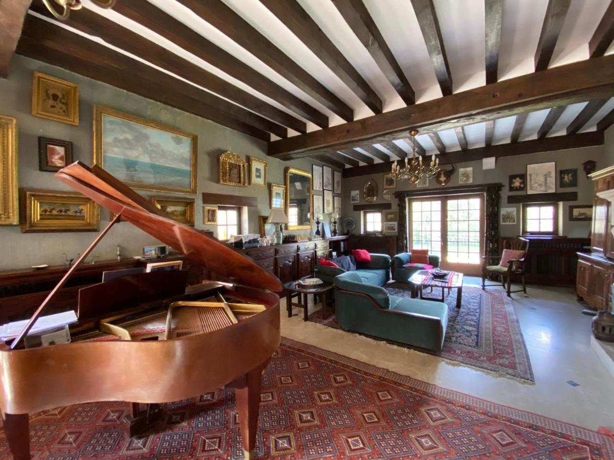 Maison Des Arts Francueil 외부 사진